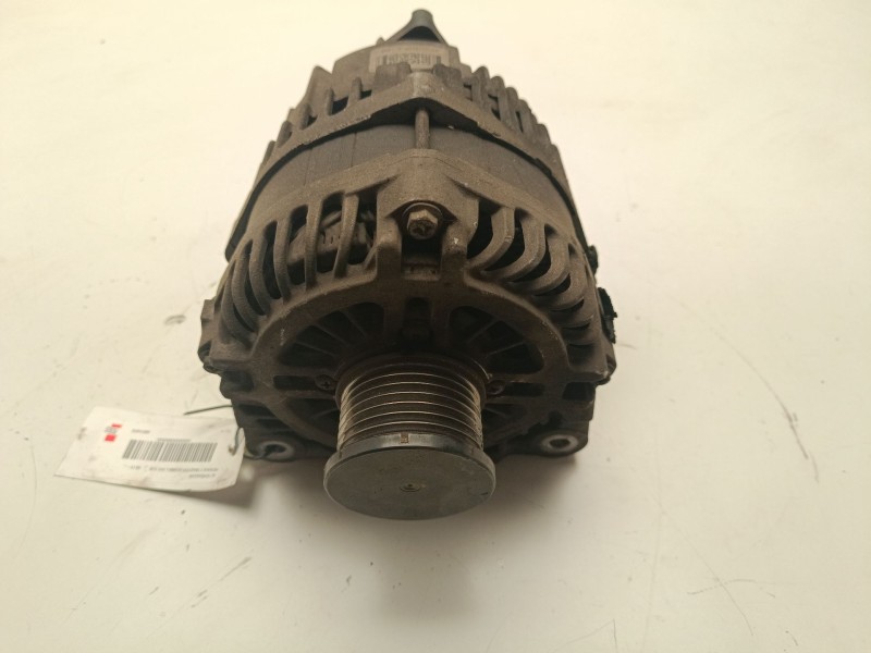 Recambio de alternador para renault master kombi l1h1 3,3t referencia OEM IAM 231001822R  