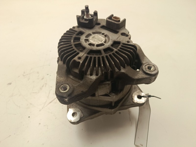 Recambio de alternador para renault master kombi l1h1 3,3t referencia OEM IAM 231001822R  
