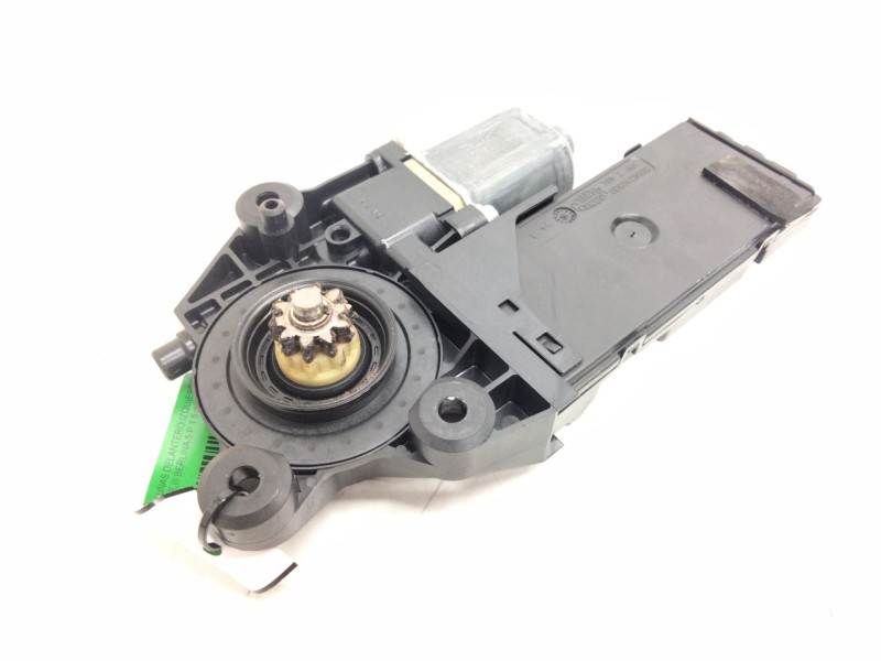 Recambio de motor elevalunas delantero izquierdo para renault megane iii berlina 5 p 1.5 dci diesel fap referencia OEM IAM 80631