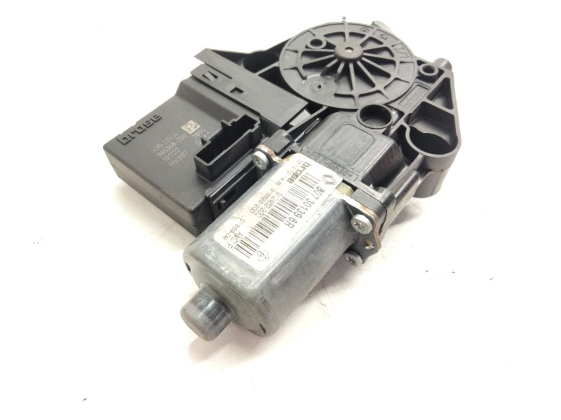 Recambio de motor elevalunas delantero izquierdo para renault megane iii berlina 5 p 1.5 dci diesel fap referencia OEM IAM 80730