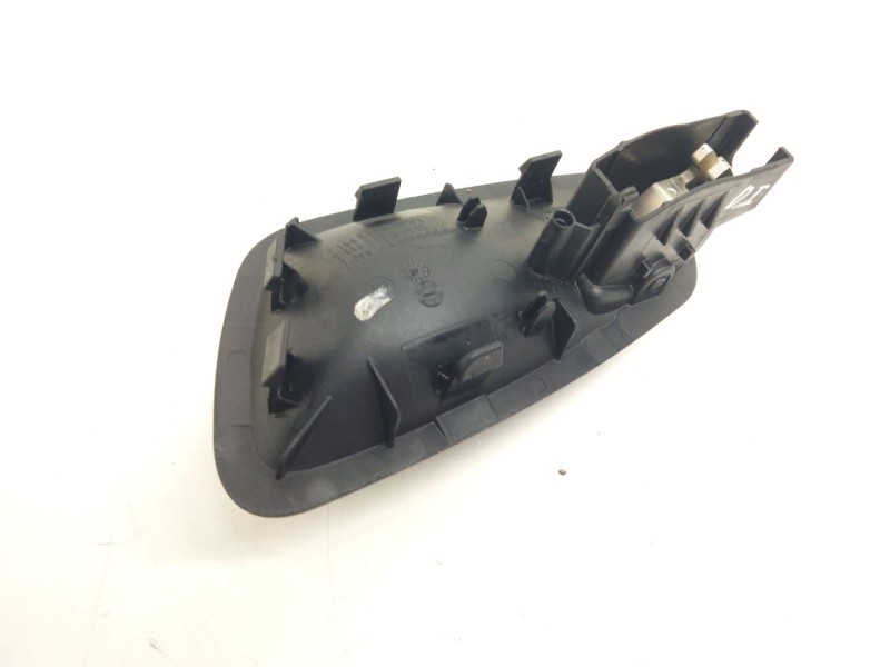 Recambio de maneta interior delantera izquierda para bmw serie 3 berlina (e90) 3.0 turbodiesel cat referencia OEM IAM 7144545  