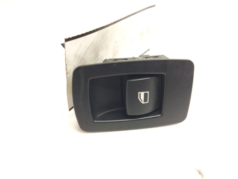 Recambio de mando elevalunas trasero izquierdo para bmw serie 3 berlina (e90) 3.0 turbodiesel cat referencia OEM IAM 6954874  