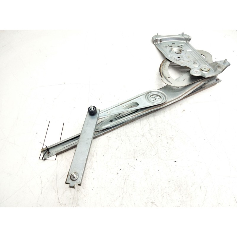 Recambio de elevalunas delantero derecho para renault megane iii berlina 5 p 1.5 dci diesel fap referencia OEM IAM 966416102  