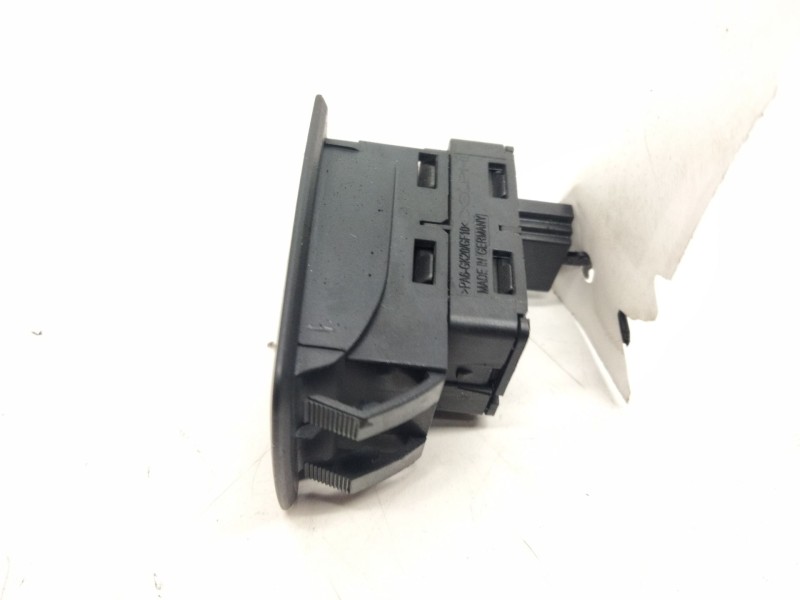 Recambio de mando elevalunas delantero derecho para bmw serie 3 berlina (e90) 3.0 turbodiesel cat referencia OEM IAM 6945874  