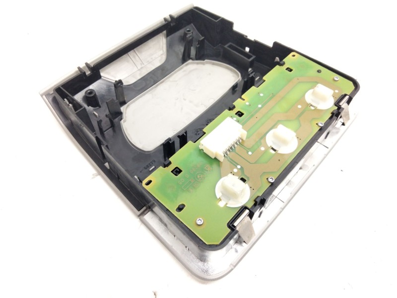 Recambio de luz interior para bmw serie 3 berlina (e90) 3.0 turbodiesel cat referencia OEM IAM 696939702  