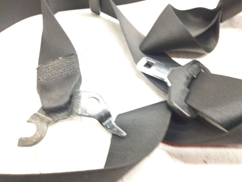 Recambio de cinturon seguridad delantero derecho para bmw serie 3 berlina (e90) 3.0 turbodiesel cat referencia OEM IAM 330598491