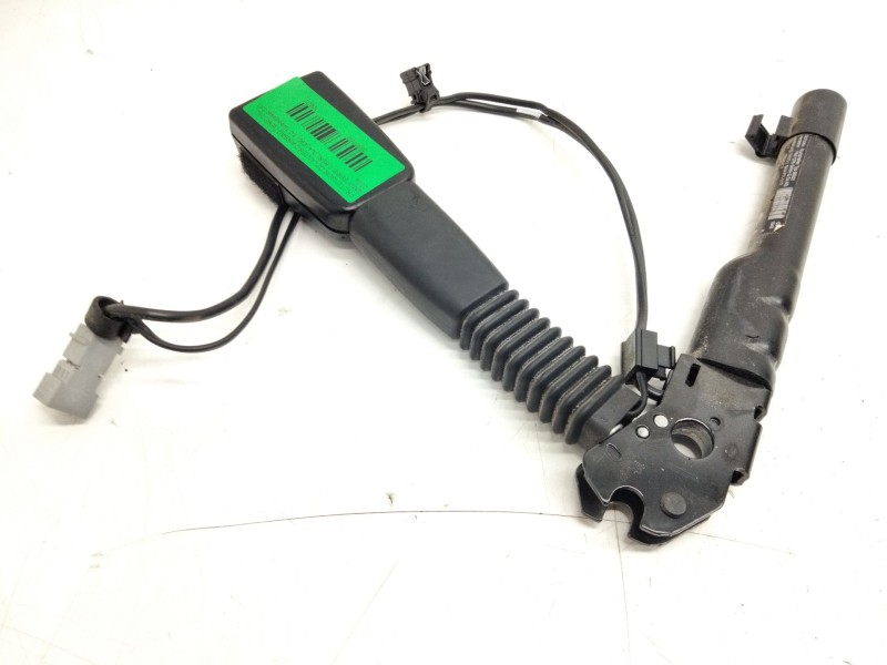 Recambio de pretensor delantero airbag derecho para bmw serie 3 berlina (e90) 3.0 turbodiesel cat referencia OEM IAM 33044477F  