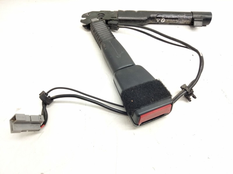 Recambio de pretensor delantero airbag derecho para bmw serie 3 berlina (e90) 3.0 turbodiesel cat referencia OEM IAM 33044477F  