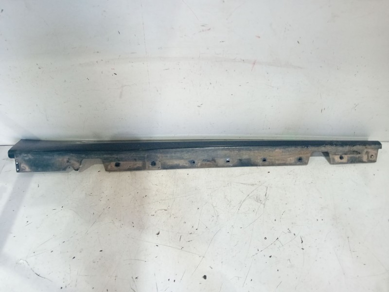 Recambio de talonera derecha para bmw serie 3 berlina (e90) 3.0 turbodiesel cat referencia OEM IAM   