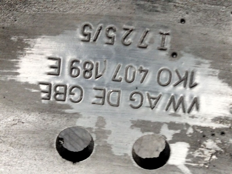 Recambio de brazo suspension inferior delantero izquierdo para volkswagen golf plus (5m1) 2.0 tdi referencia OEM IAM 1K0407189E 