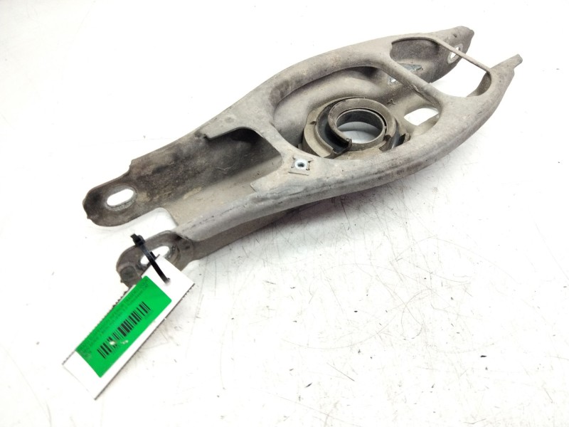 Recambio de brazo suspension superior trasero izquierdo para bmw serie 3 berlina (e90) 3.0 turbodiesel cat referencia OEM IAM 67