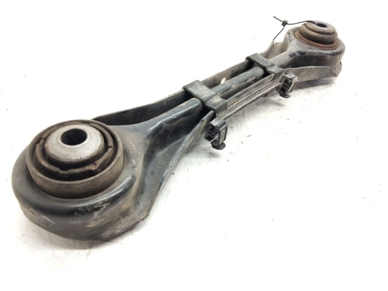 Recambio de brazo suspension superior trasero izquierdo para bmw serie 3 berlina (e90) 3.0 turbodiesel cat referencia OEM IAM 67