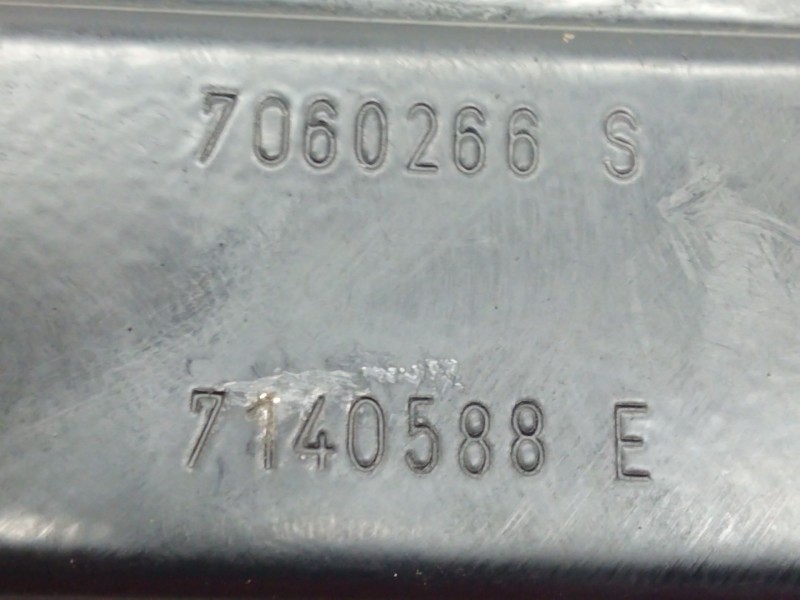 Recambio de elevalunas delantero derecho para bmw serie 3 berlina (e90) 3.0 turbodiesel cat referencia OEM IAM 7140588E  