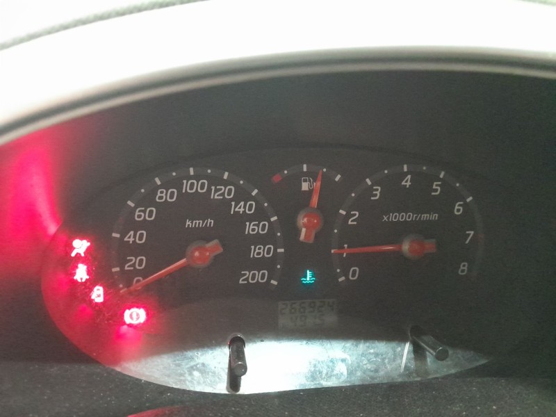 nissan micra (k12e) del año 2004