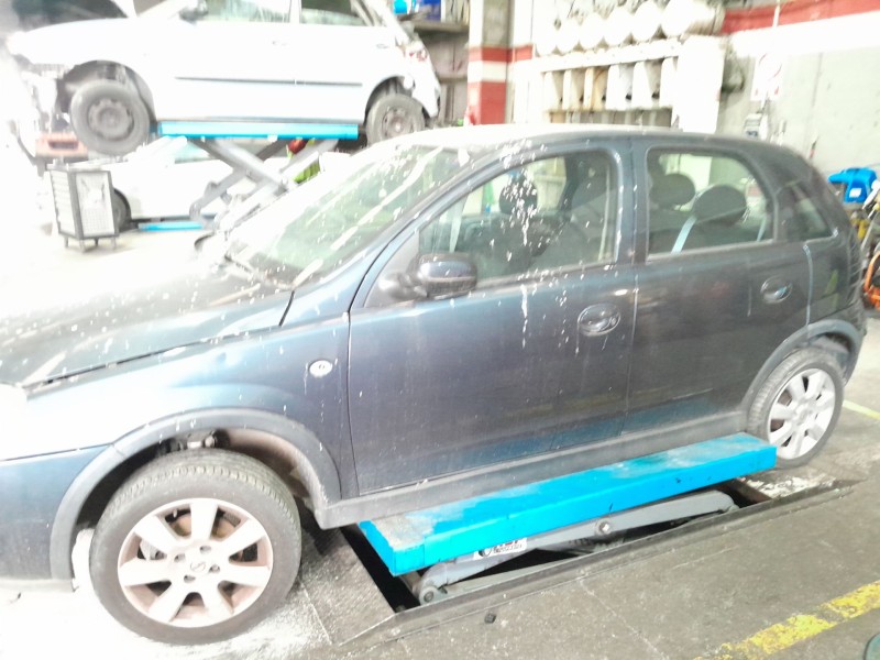 opel corsa c del año 2006