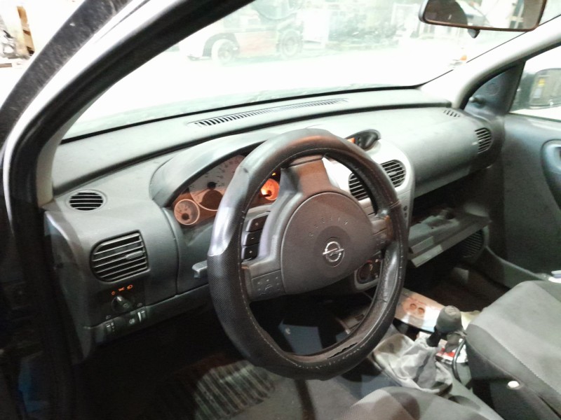 opel corsa c del año 2006