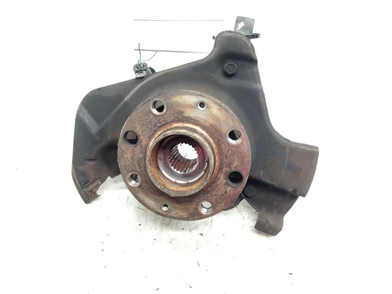 Recambio de mangueta delantera izquierda para opel corsa d 1.3 16v cdti referencia OEM IAM 55704  