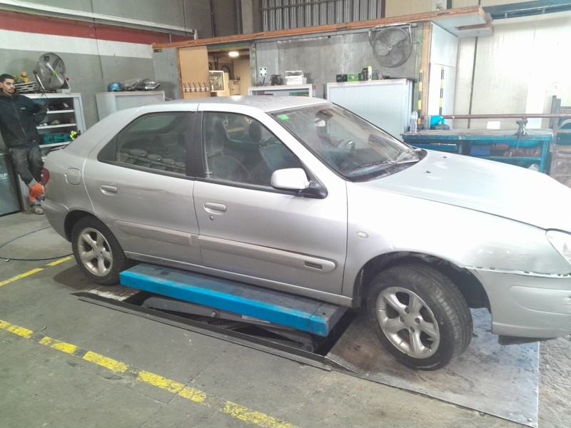 citroen xsara berlina del año 2001