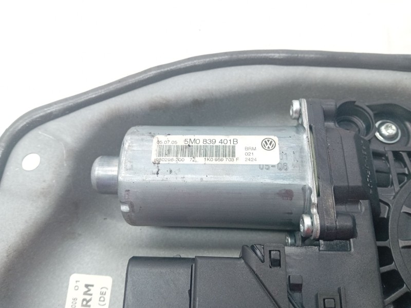 Recambio de elevalunas trasero izquierdo para volkswagen golf plus (5m1) 2.0 tdi referencia OEM IAM 1K4839461A  