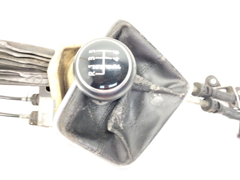 Recambio de palanca cambio para volkswagen golf plus (5m1) 2.0 tdi referencia OEM IAM 1K0711091A  