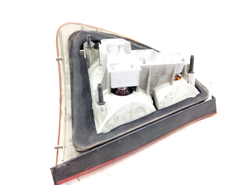 Recambio de piloto trasero derecho para bmw serie 3 touring (e46) 320d referencia OEM IAM 8368758  