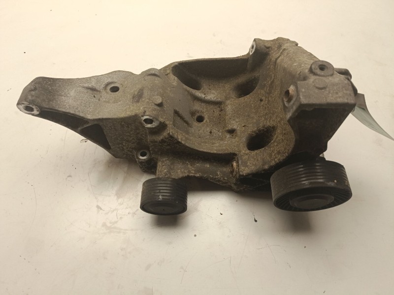 Recambio de soporte compresor de aire acondicionado para bmw serie 1 berlina (e81/e87) 2.0 16v diesel cat referencia OEM IAM   