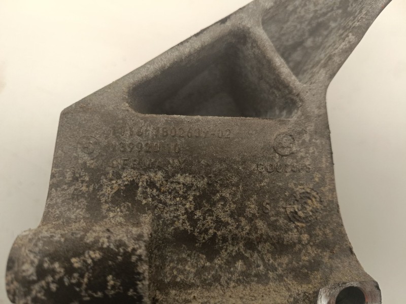 Recambio de soporte compresor de aire acondicionado para bmw serie 1 berlina (e81/e87) 2.0 16v diesel cat referencia OEM IAM   