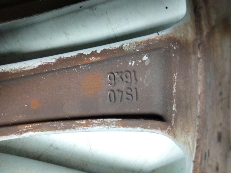 Recambio de llanta aluminio para opel corsa d 1.3 16v cdti referencia OEM IAM 16-4-TORNILLOS  