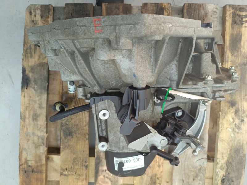 Recambio de caja cambios para renault twingo iii limited referencia OEM IAM JE3003  