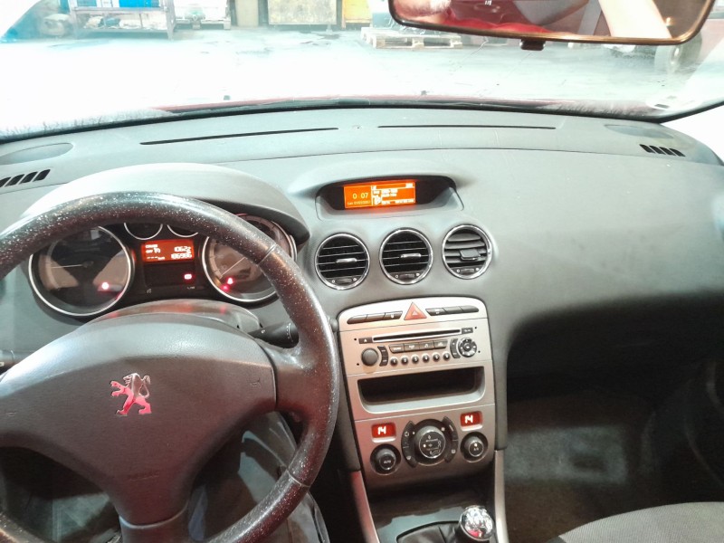 peugeot 308 del año 2010