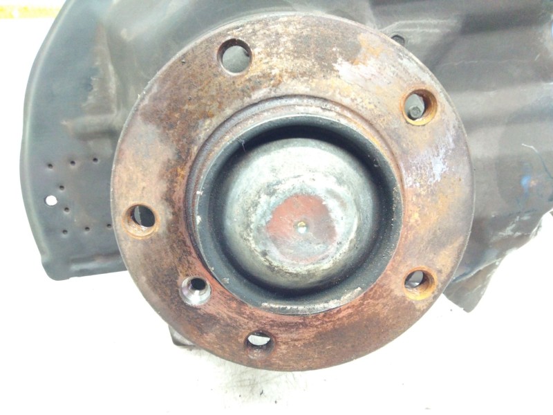 Recambio de mangueta delantera derecha para bmw serie 3 touring (e46) 320d referencia OEM IAM   