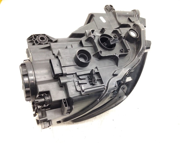 Recambio de faro xenon izquierdo para audi a3 (8v) referencia OEM IAM 8V0941005E  