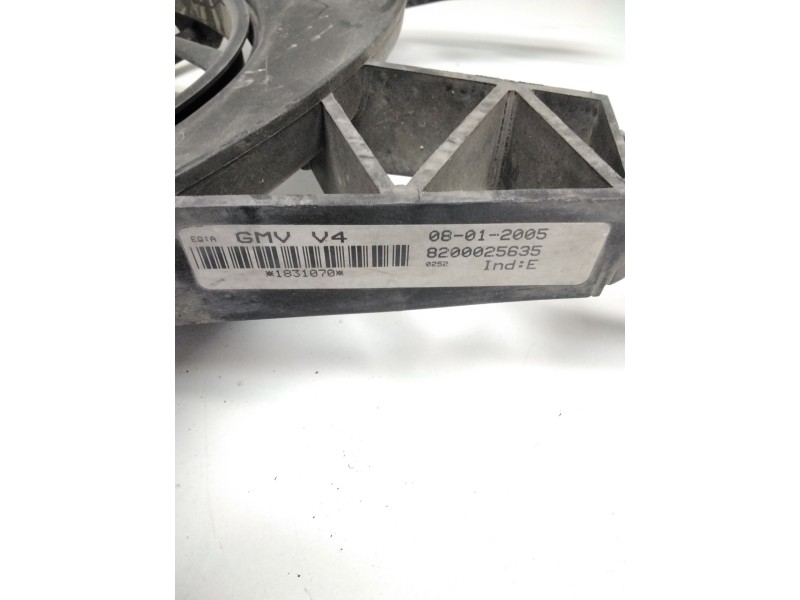 Recambio de electroventilador para renault laguna ii grandtour (kg0) dynamique referencia OEM IAM 8200025635 GMVV4 1831070