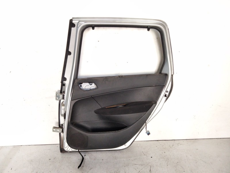 Recambio de puerta trasera derecha para peugeot 308 sw premium referencia OEM IAM   