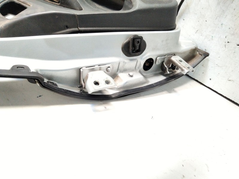 Recambio de puerta trasera derecha para peugeot 308 sw premium referencia OEM IAM   