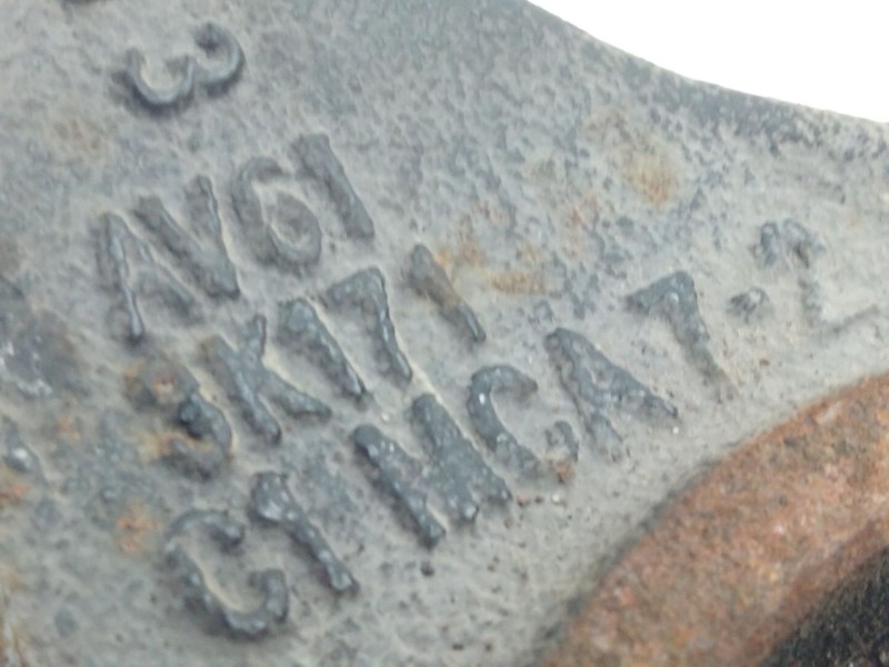 Recambio de mangueta delantera izquierda para ford c-max referencia OEM IAM AV613K171  