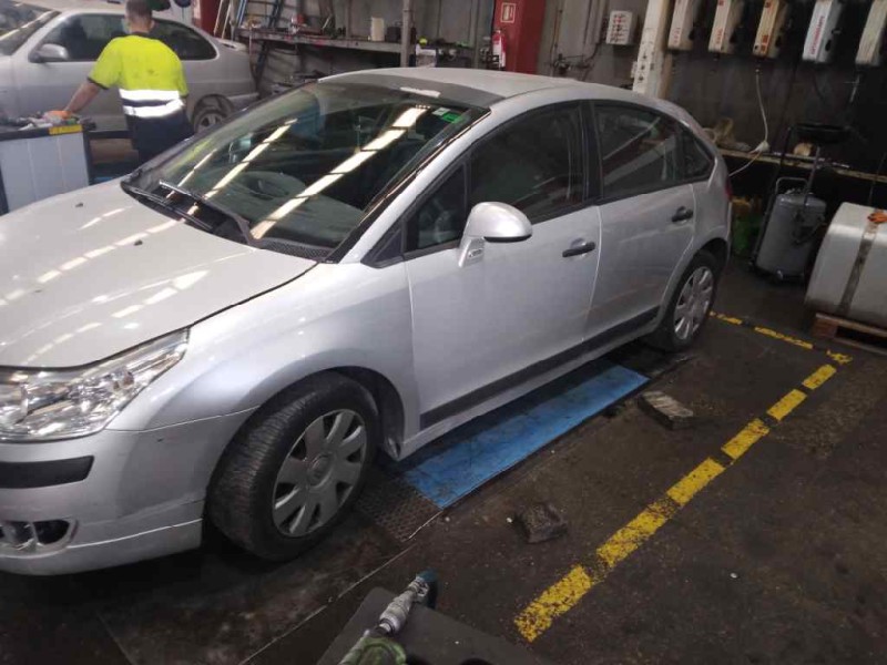 citroen c4 berlina del año 2005