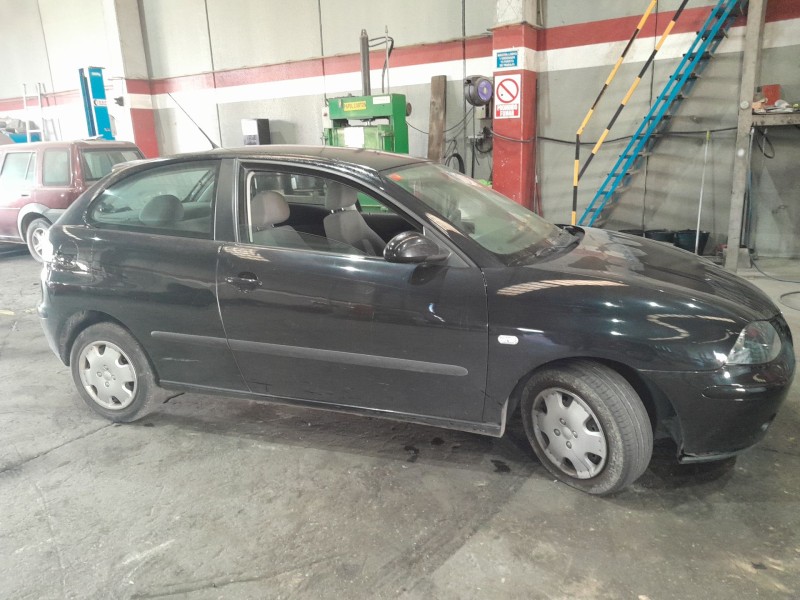 seat ibiza (6l1) del año 2003