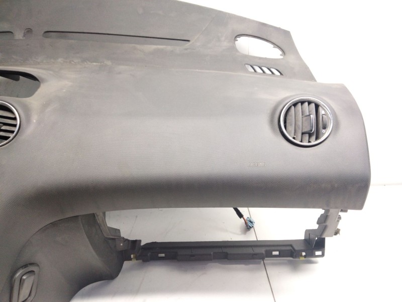 Recambio de salpicadero para peugeot 308 confort referencia OEM IAM 8231GZ 9681466680 