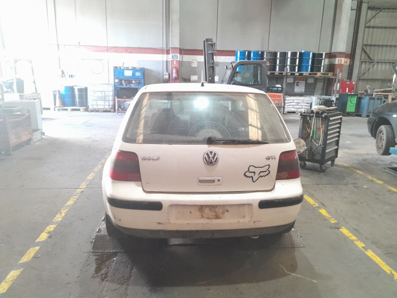 volkswagen golf iv berlina (1j1) del año 1998