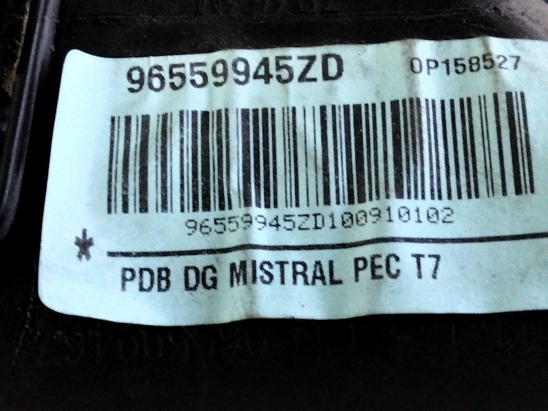 Recambio de salpicadero para peugeot 308 confort referencia OEM IAM 8231GZ 9681466680 96559945ZD