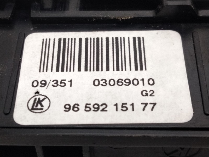 Recambio de warning para peugeot 308 sw premium referencia OEM IAM 9659215177  