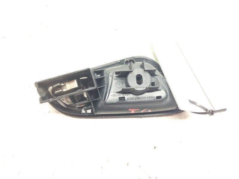 Recambio de maneta interior delantera izquierda para ford c-max referencia OEM IAM AM51U2260  