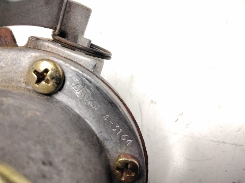 Recambio de bomba combustible para ebro l35 perkins referencia OEM IAM AK04443164  IMSA