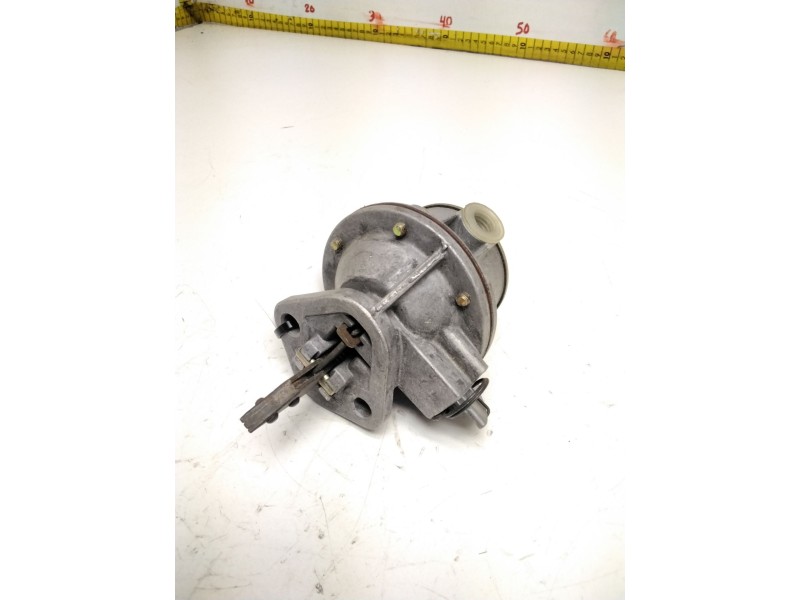 Recambio de bomba combustible para ebro l35 perkins referencia OEM IAM AK04443164  IMSA