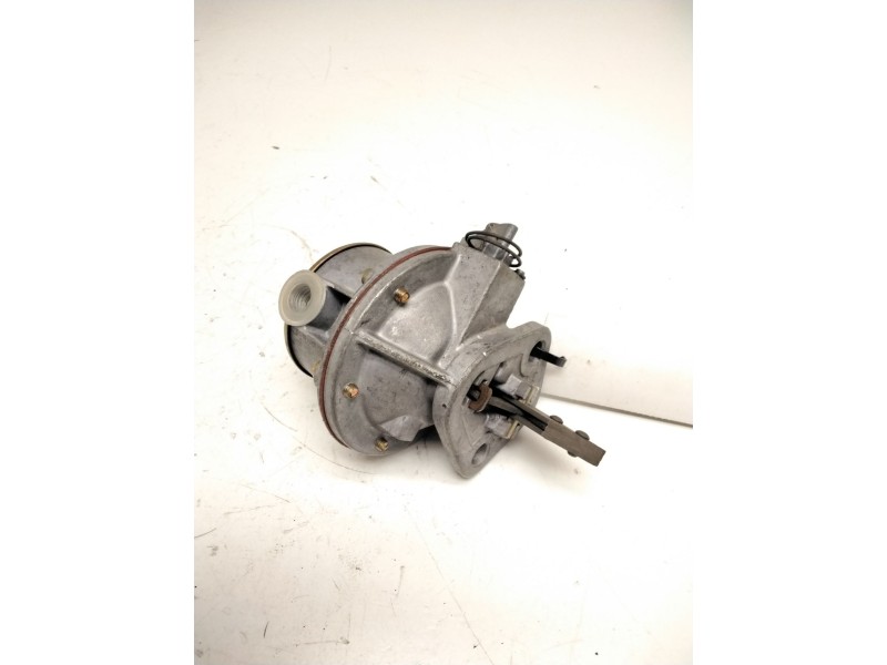 Recambio de bomba combustible para ebro l35 perkins referencia OEM IAM AK04477444  IMSA