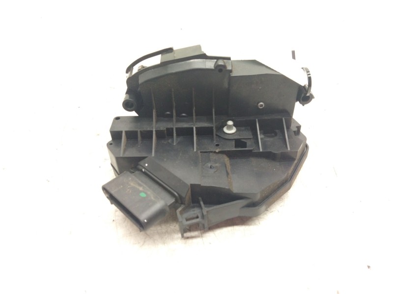 Recambio de cerradura puerta trasera derecha para ford c-max referencia OEM IAM AM5AR26412AE  