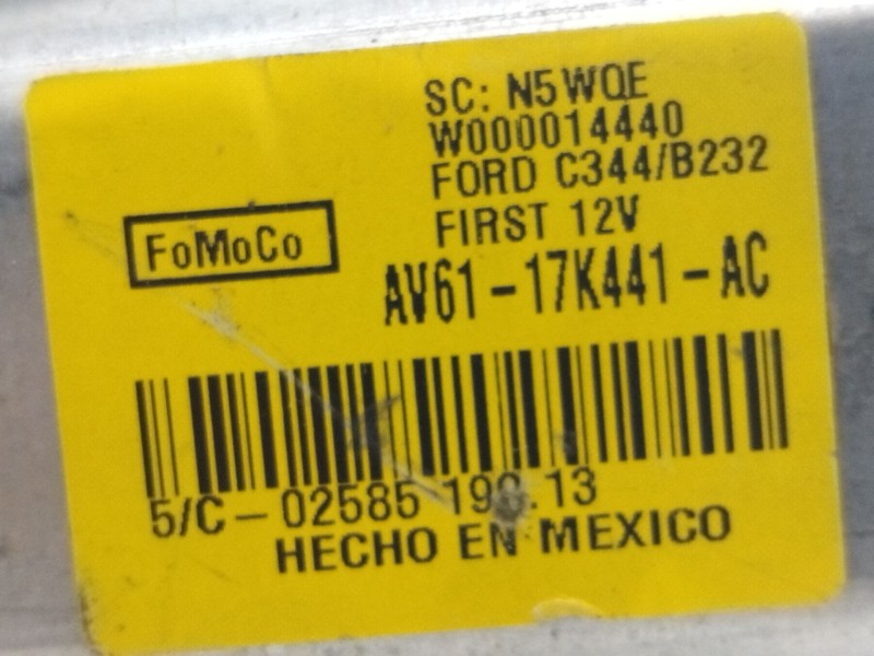Recambio de motor limpia trasero para ford c-max referencia OEM IAM AV6117K441AC  
