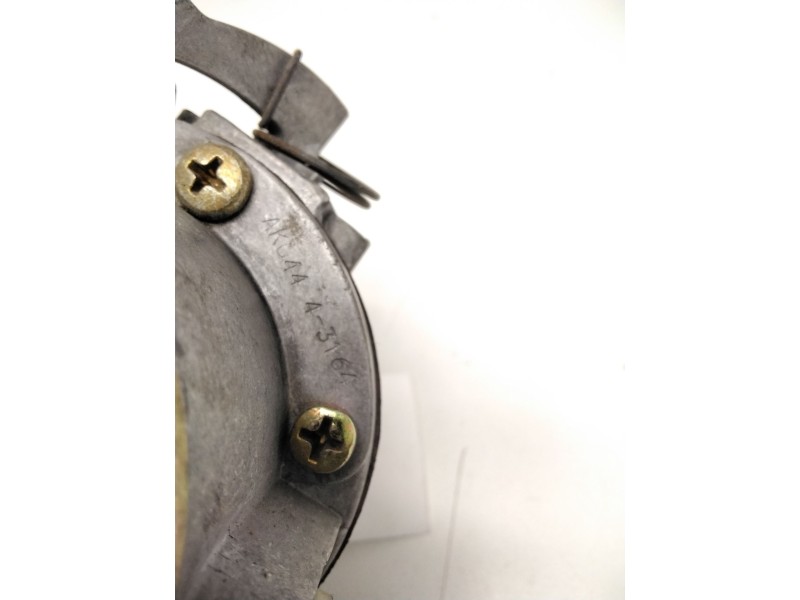 Recambio de bomba combustible para ebro l35 perkins referencia OEM IAM AK04443164  