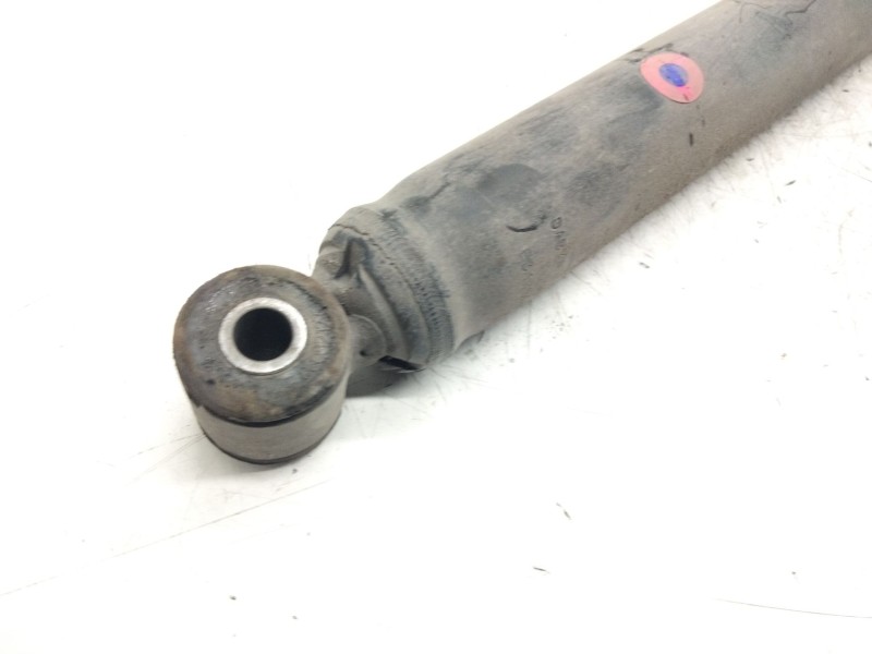 Recambio de amortiguador trasero derecho para ford c-max referencia OEM IAM AV6118080AAH  